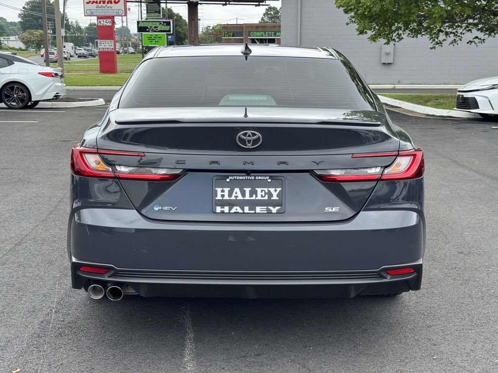 Used 2025 Toyota Camry SE FWD image 23