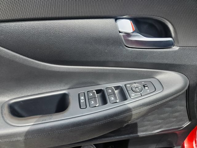 Used 2020 Hyundai Santa Fe SEL FWD image 12