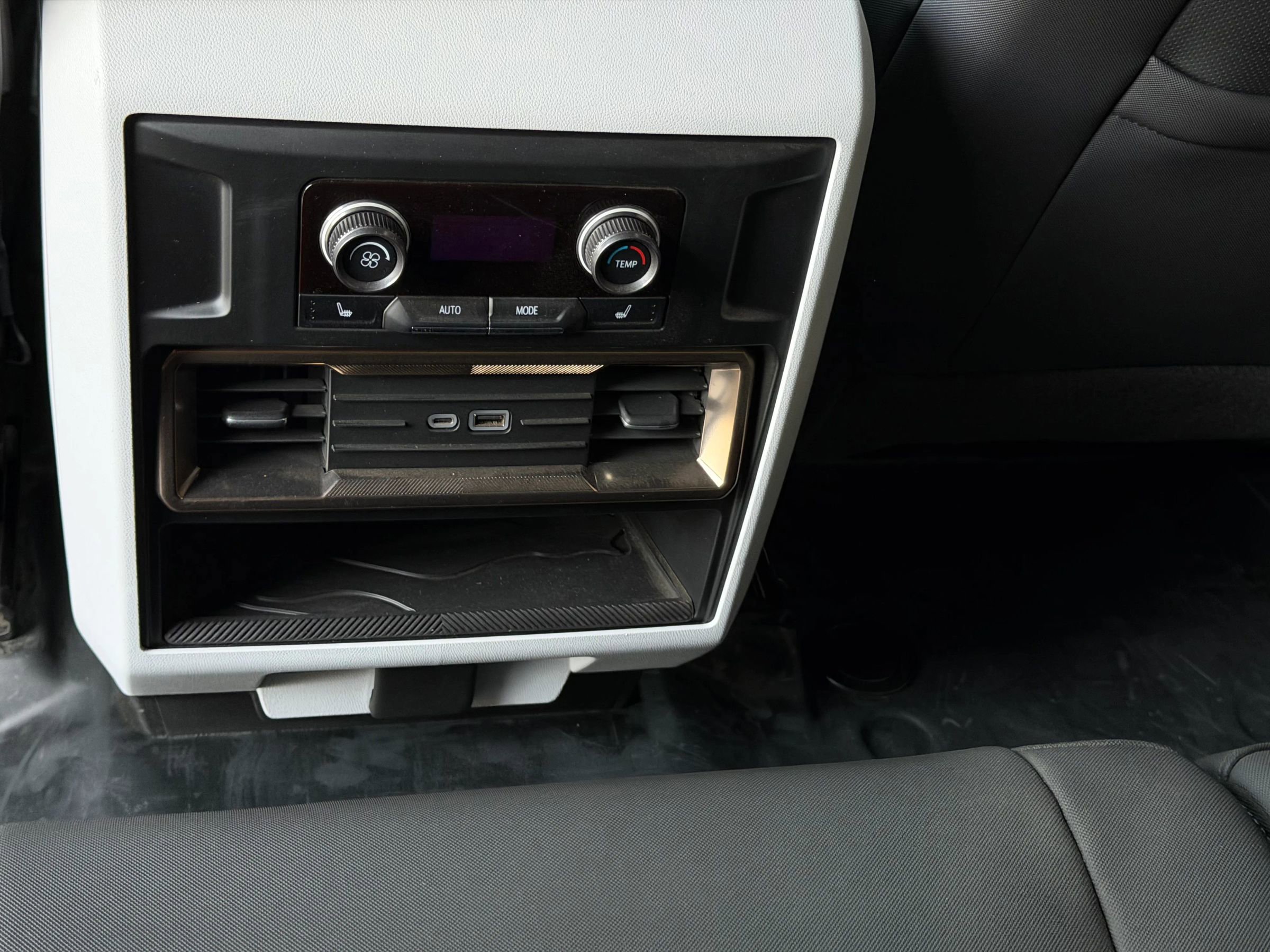 Used 2024 GMC Hummer EV 2X image 19