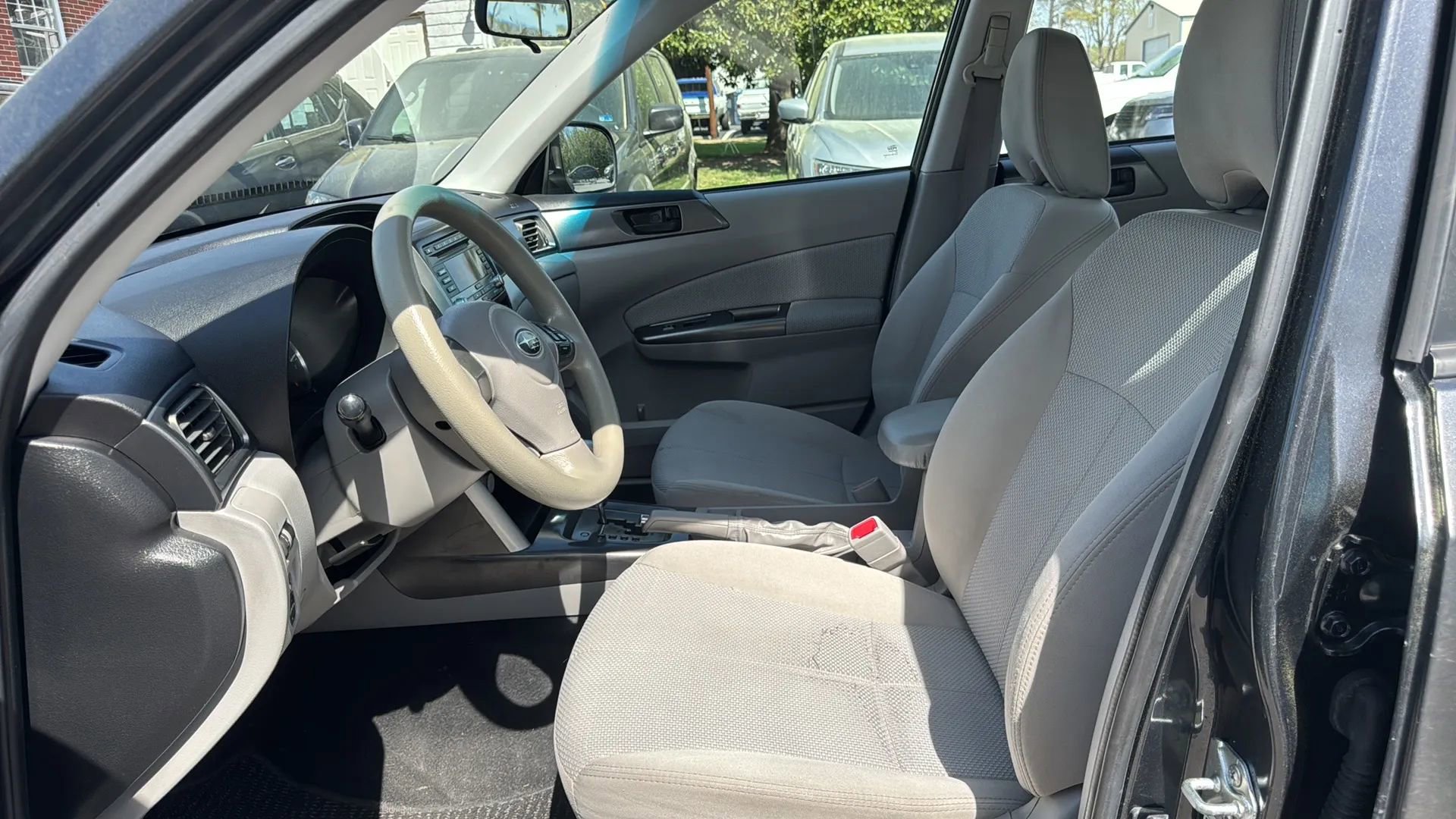 Used 2011 Subaru Forester 2.5X image 10