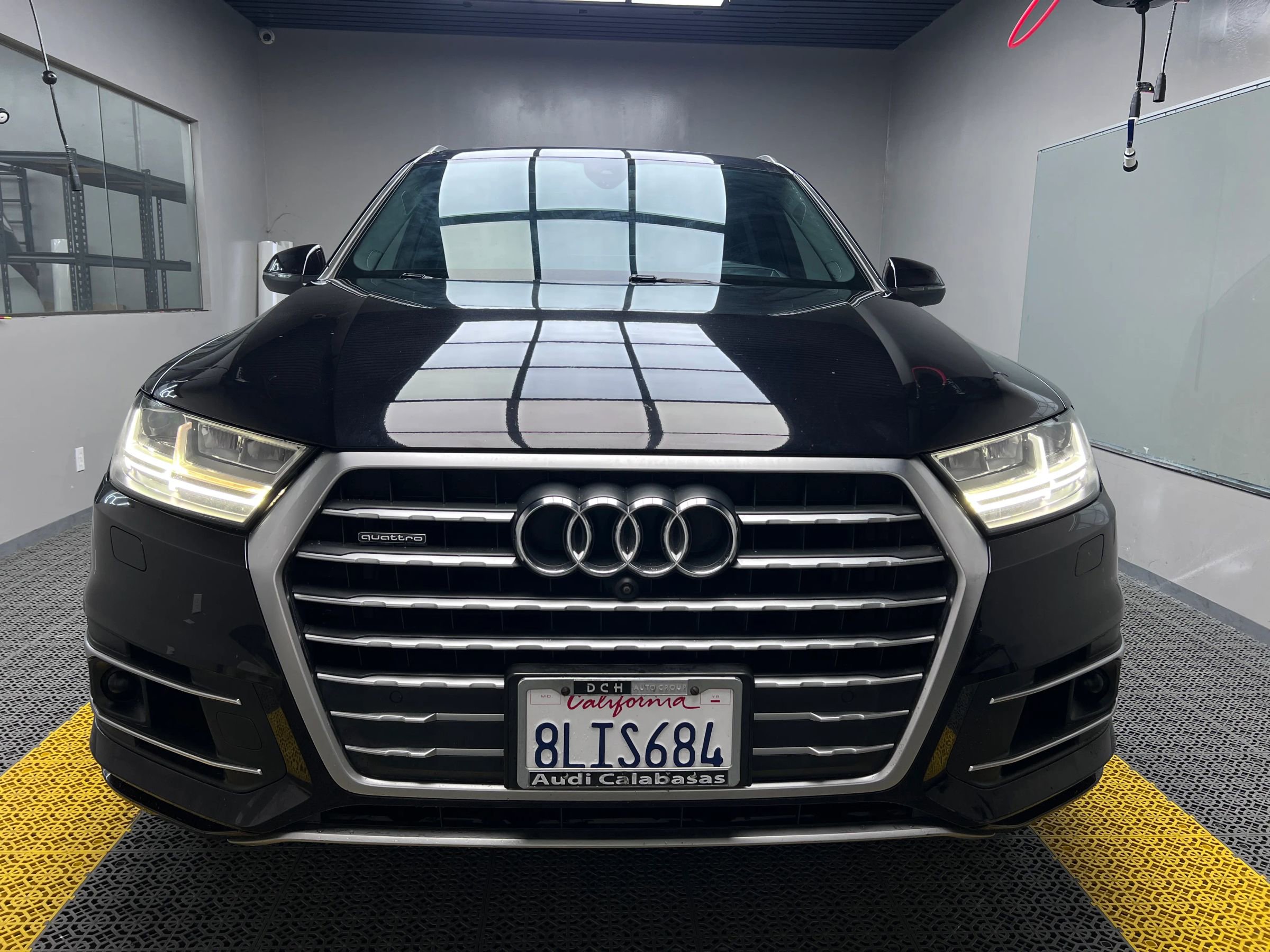 Used 2017 Audi Q7 3.0T Prestige w/ Prestige Package image 3
