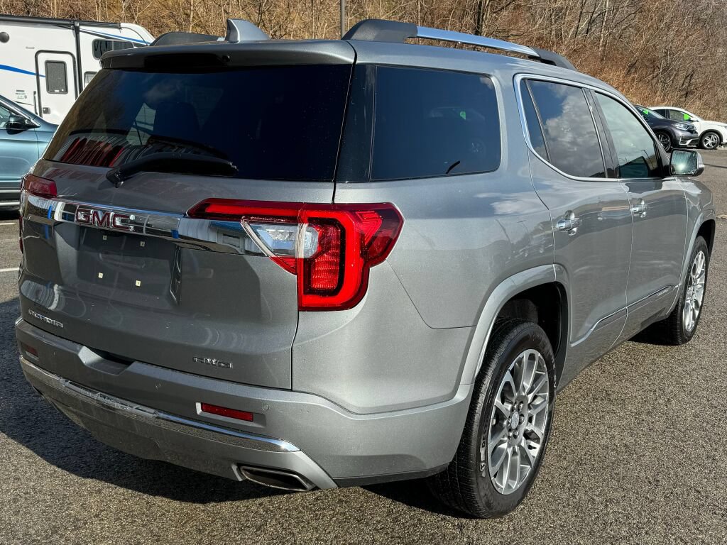 Used 2023 GMC Acadia Denali w/ Denali Technology Package AWD/4WD image 7