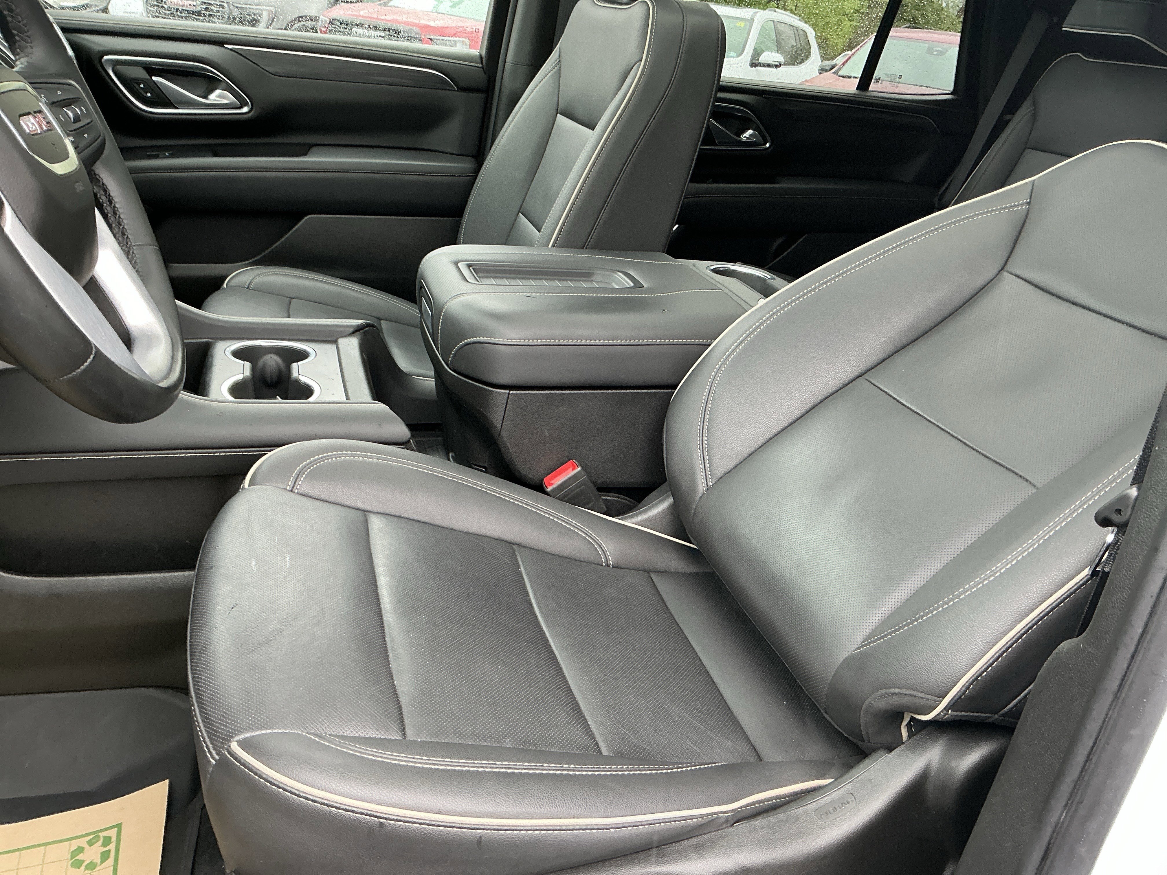 Used 2023 GMC Yukon SLT w/ SLT Premium Package AWD/4WD image 21