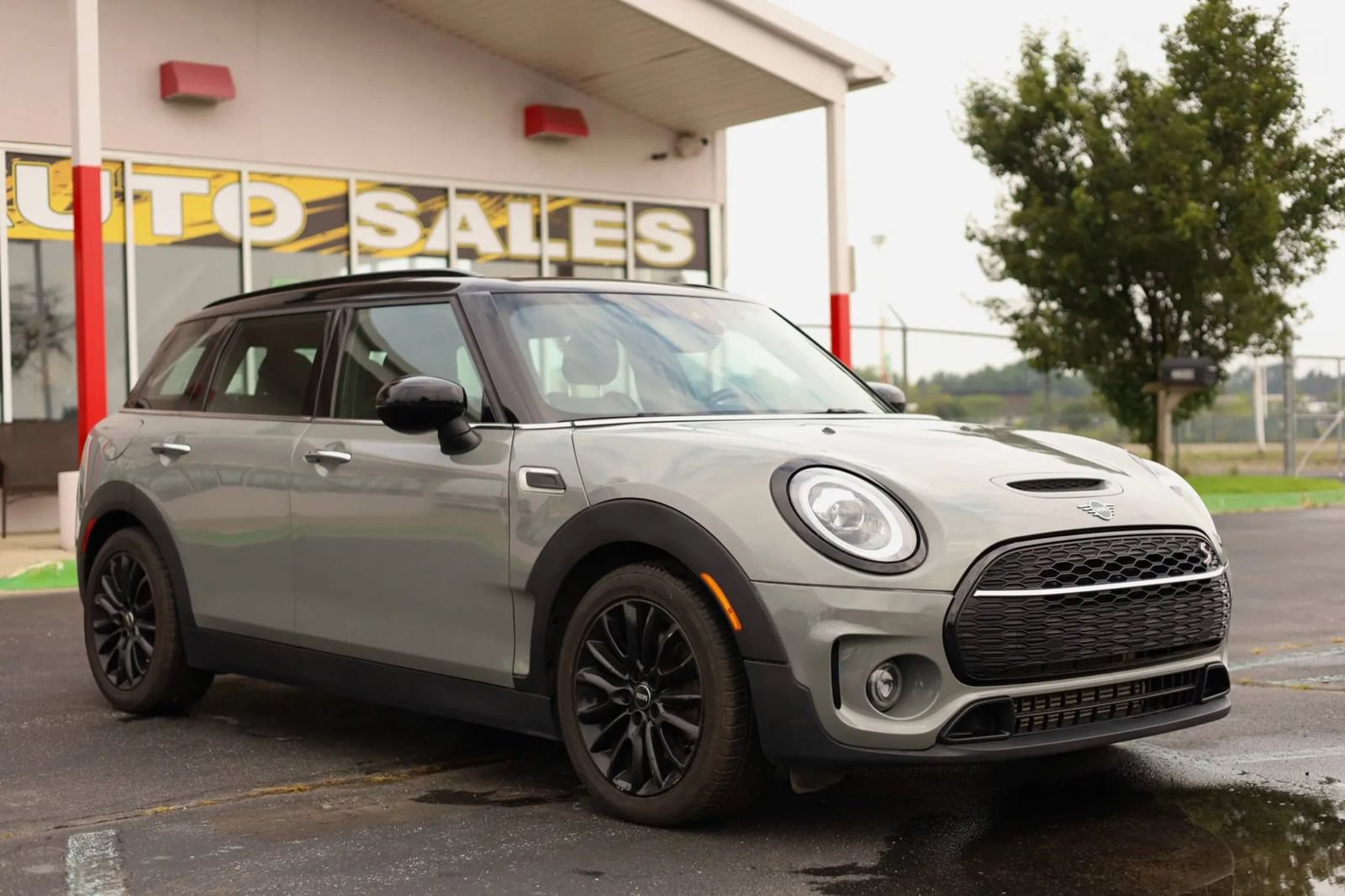 Used 2020 MINI Cooper Clubman S w/ Premium Package AWD/4WD image 3
