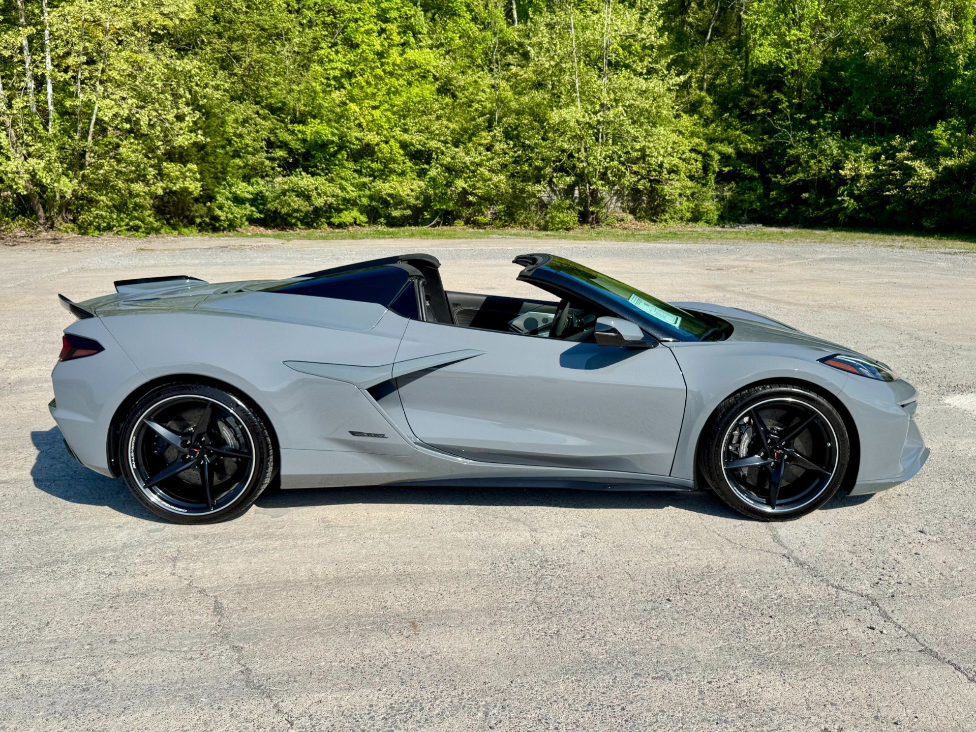 Used 2025 Chevrolet Corvette E-Ray w/ Battery Protection Package image 13