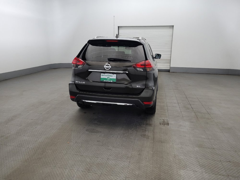 Used 2017 Nissan Rogue SL w/ SL Premium Package FWD image 7