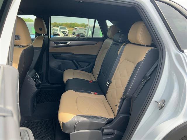 New 2025 Volkswagen Atlas Cross Sport SE image 10