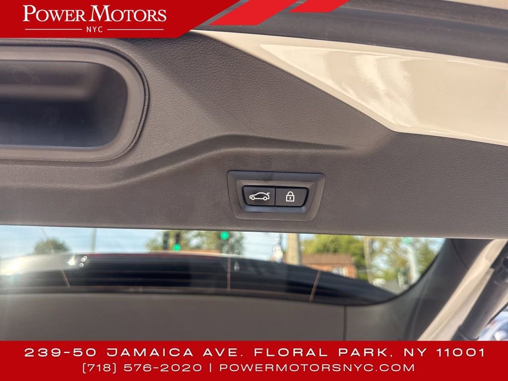 Used 2023 BMW X5 xDrive40i w/ M Sport Package image 24