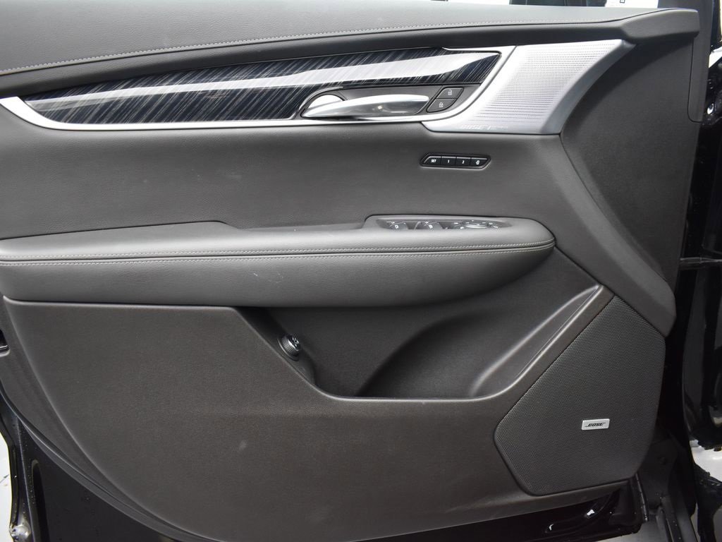 Certified 2024 Cadillac XT6 Premium Luxury w/ LPO, Floor Liner Package image 9