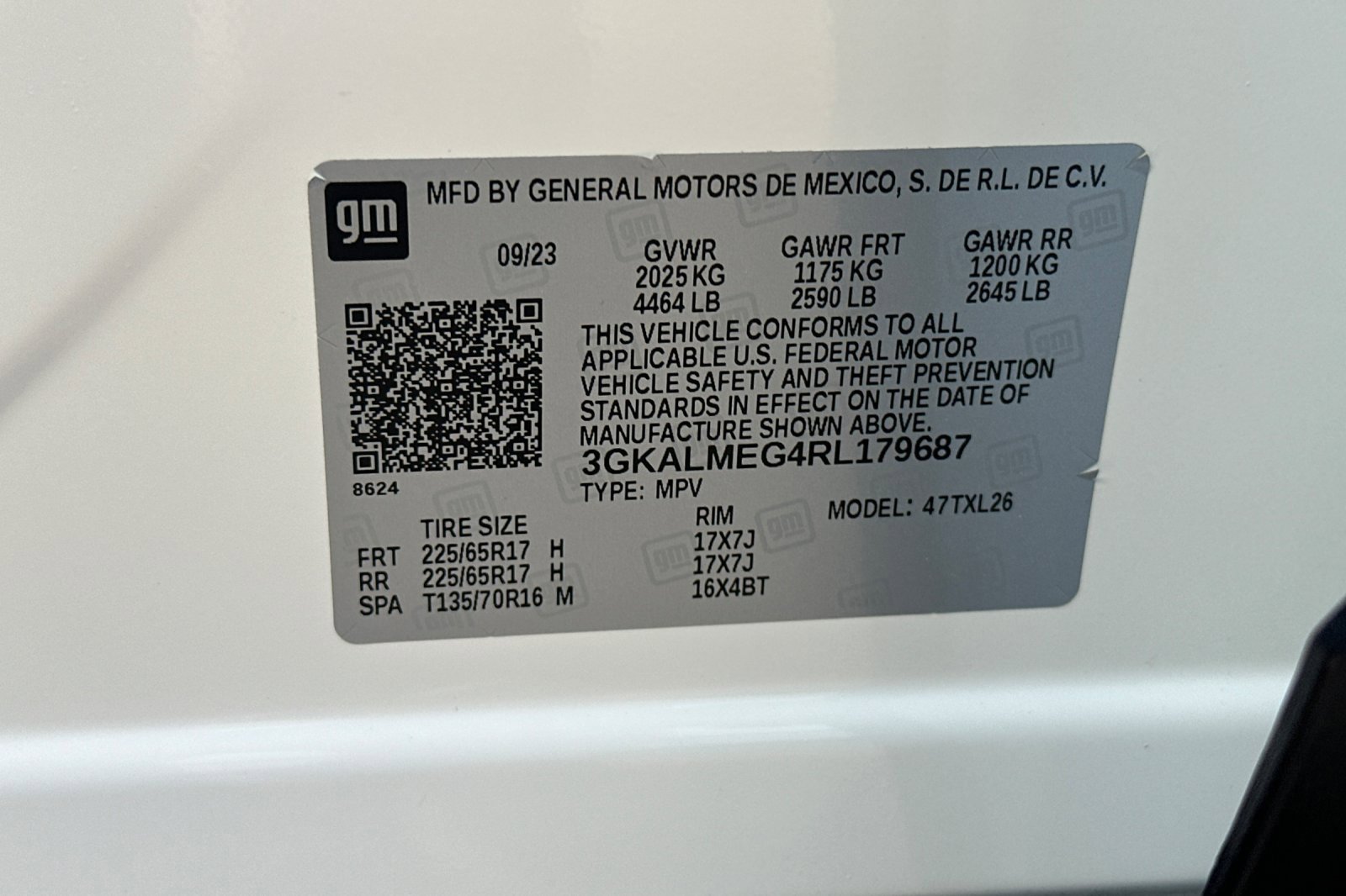 Used 2024 GMC Terrain SLE image 39