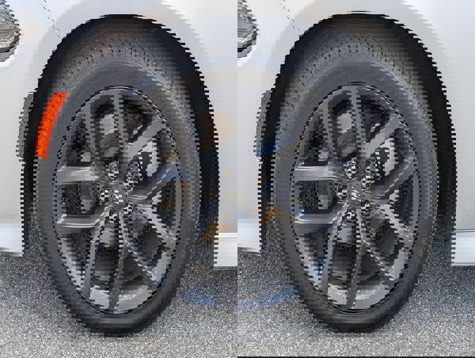 Used 2021 Dodge Charger GT w/ Blacktop Package image 13