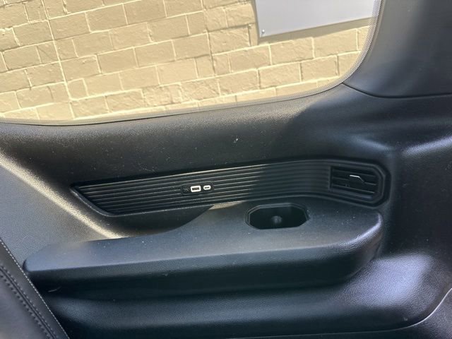 Used 2023 Jeep Wagoneer 4WD w/ Premium Group I image 25