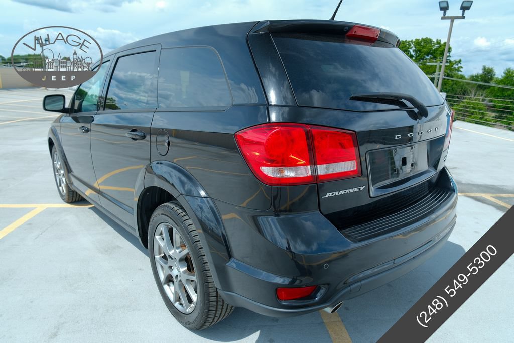Used 2015 Dodge Journey R/T w/ Flexible Seating Group FWD image 9