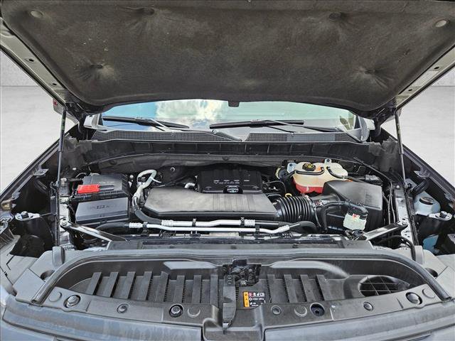 Used 2022 Chevrolet Silverado 1500 Custom w/ LPO, Dark Essentials Package RWD image 23