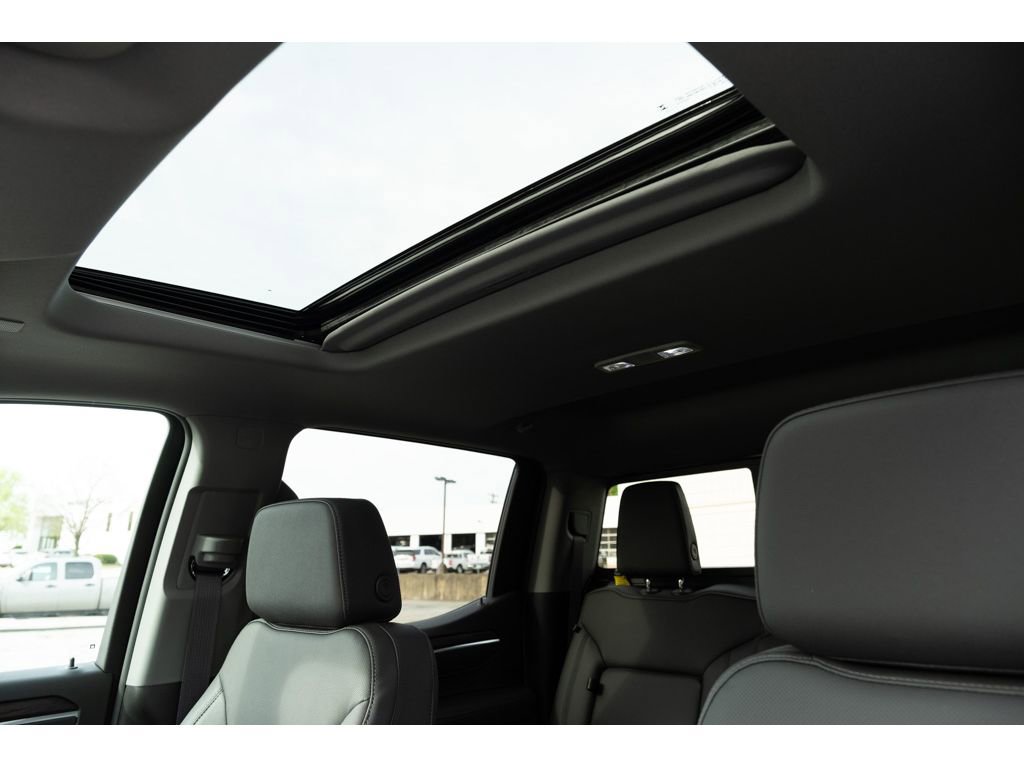 New 2026 GMC Sierra 1500 SLT w/ SLT Premium Plus Package image 16