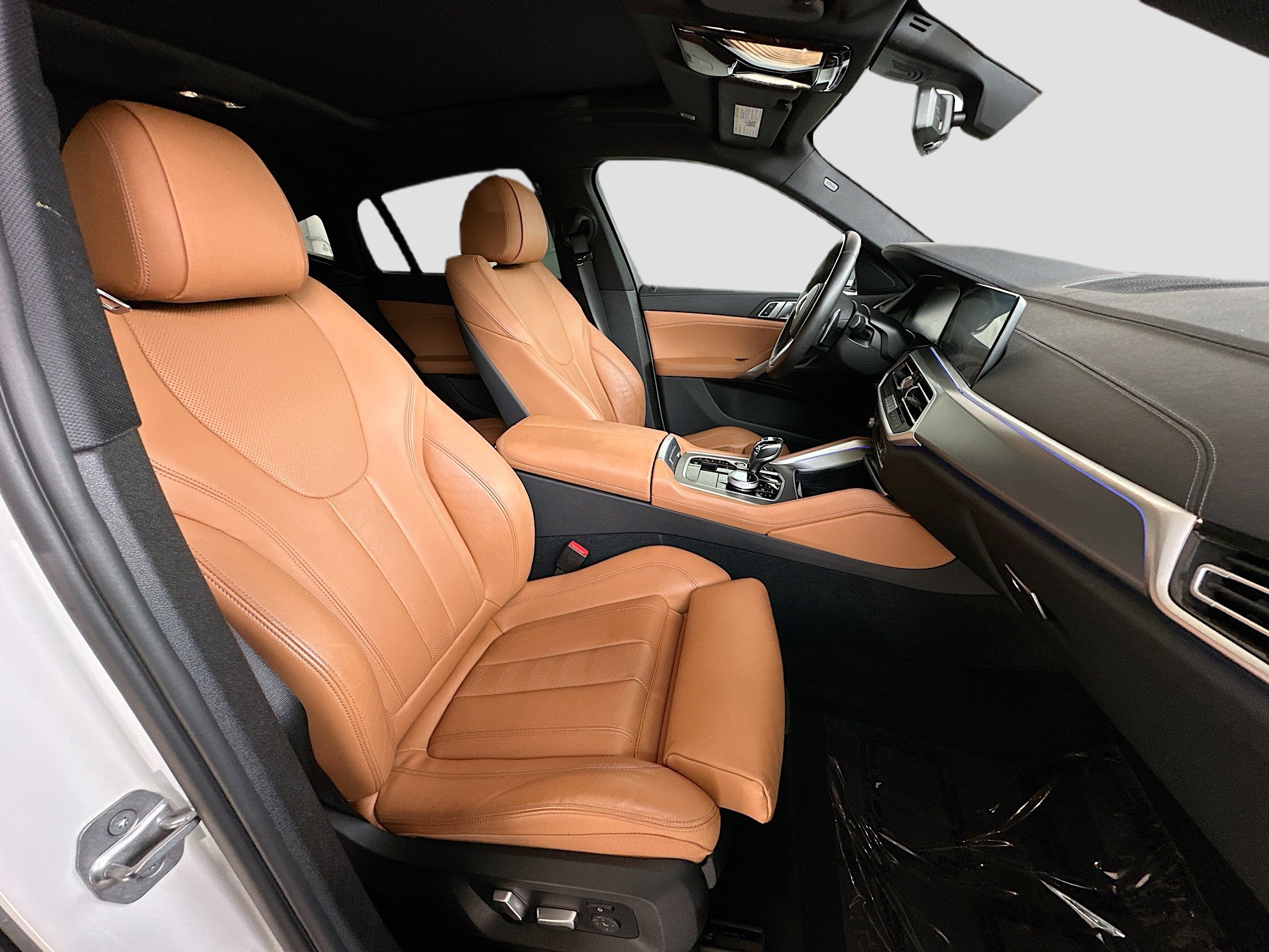 Used 2022 BMW X6 xDrive40i w/ M Sport Package AWD/4WD image 29
