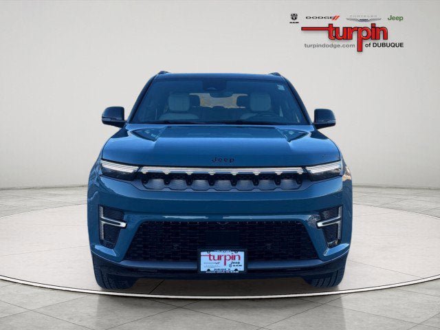 New 2026 Jeep Grand Wagoneer L Summit image 8