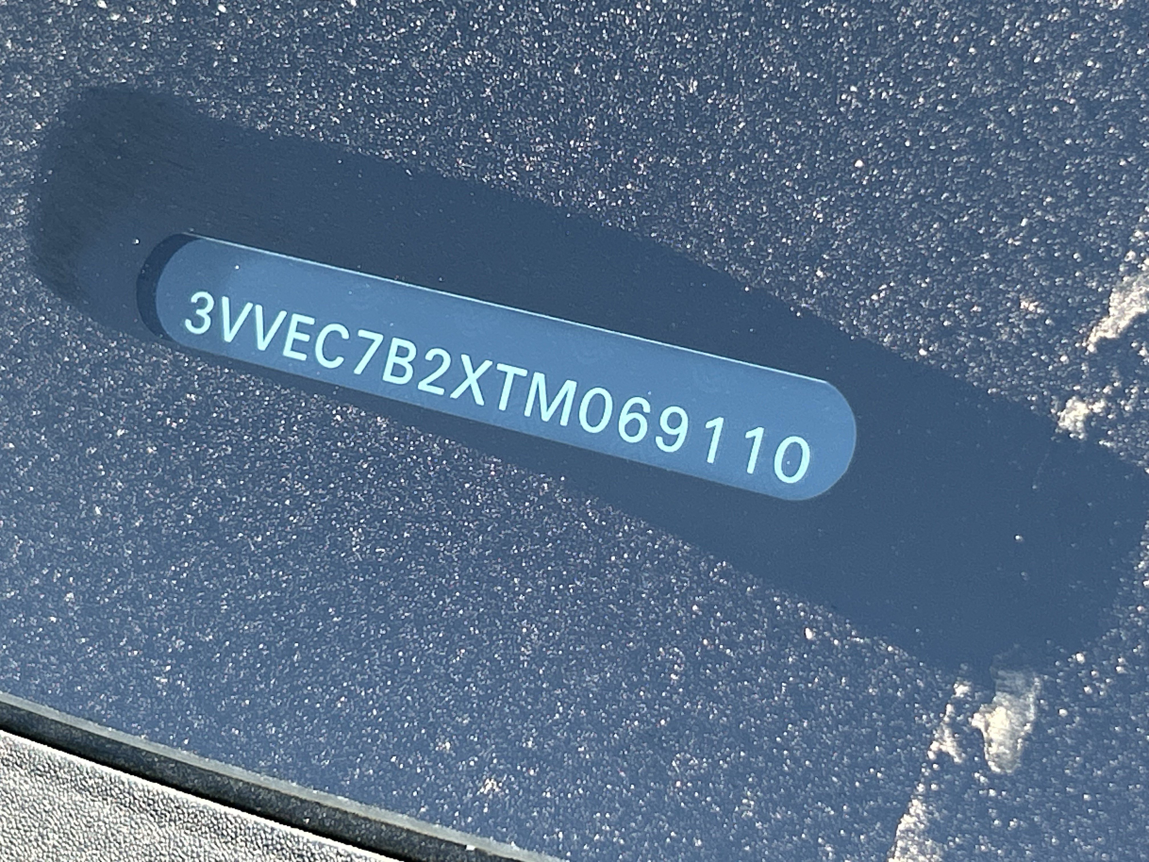 New 2026 Volkswagen Taos SE FWD image 21