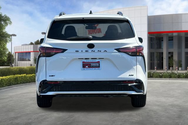 Certified 2026 Toyota Sienna XSE FWD image 6