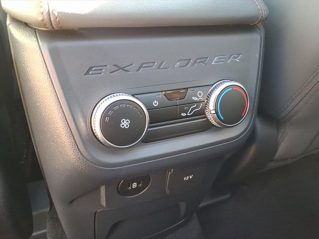 New 2025 Ford Explorer Active image 16