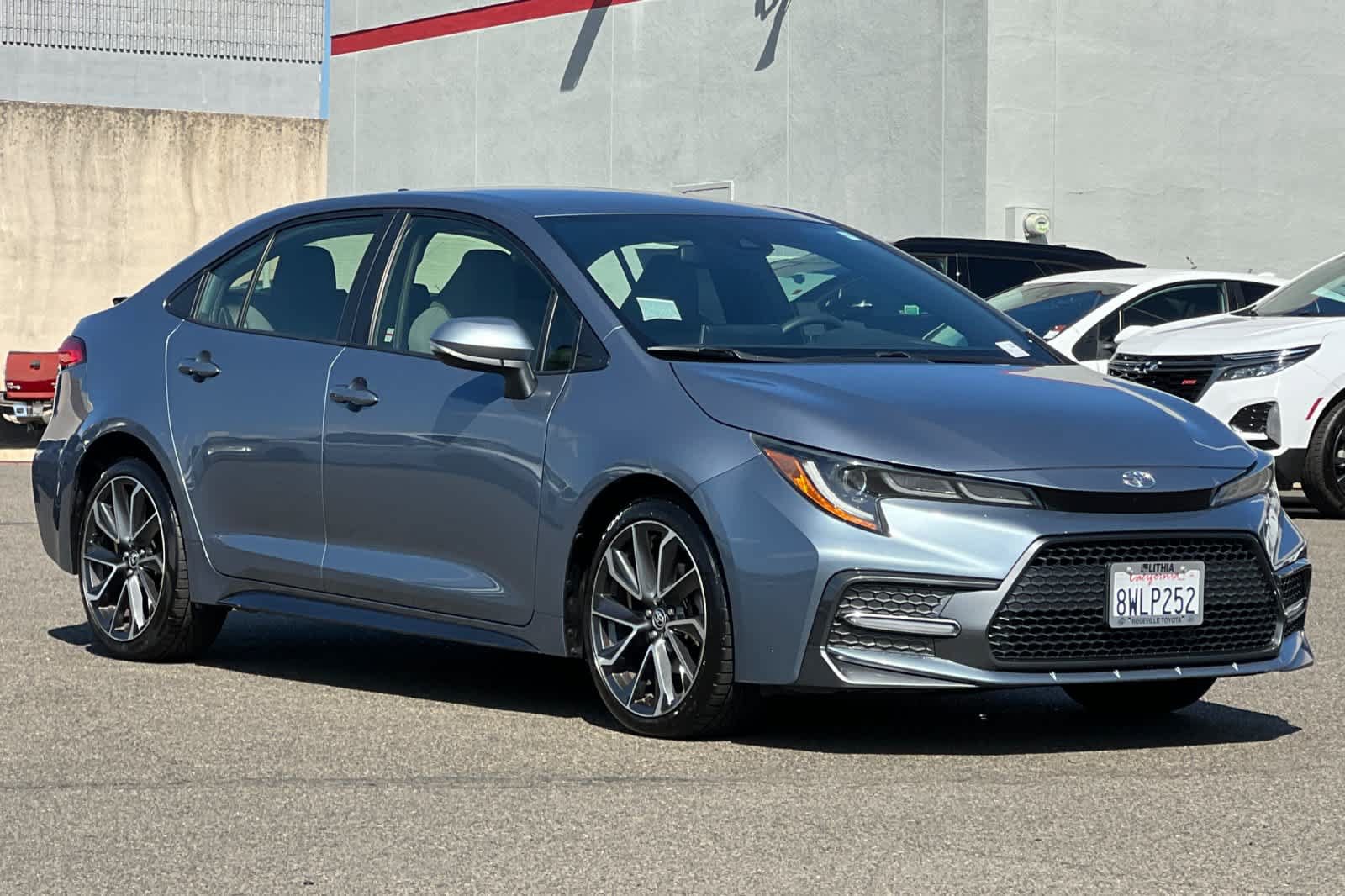 Used 2021 Toyota Corolla SE FWD image 5