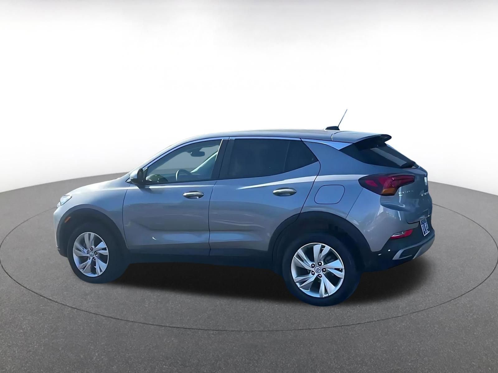 Used 2025 Buick Encore GX Preferred image 10
