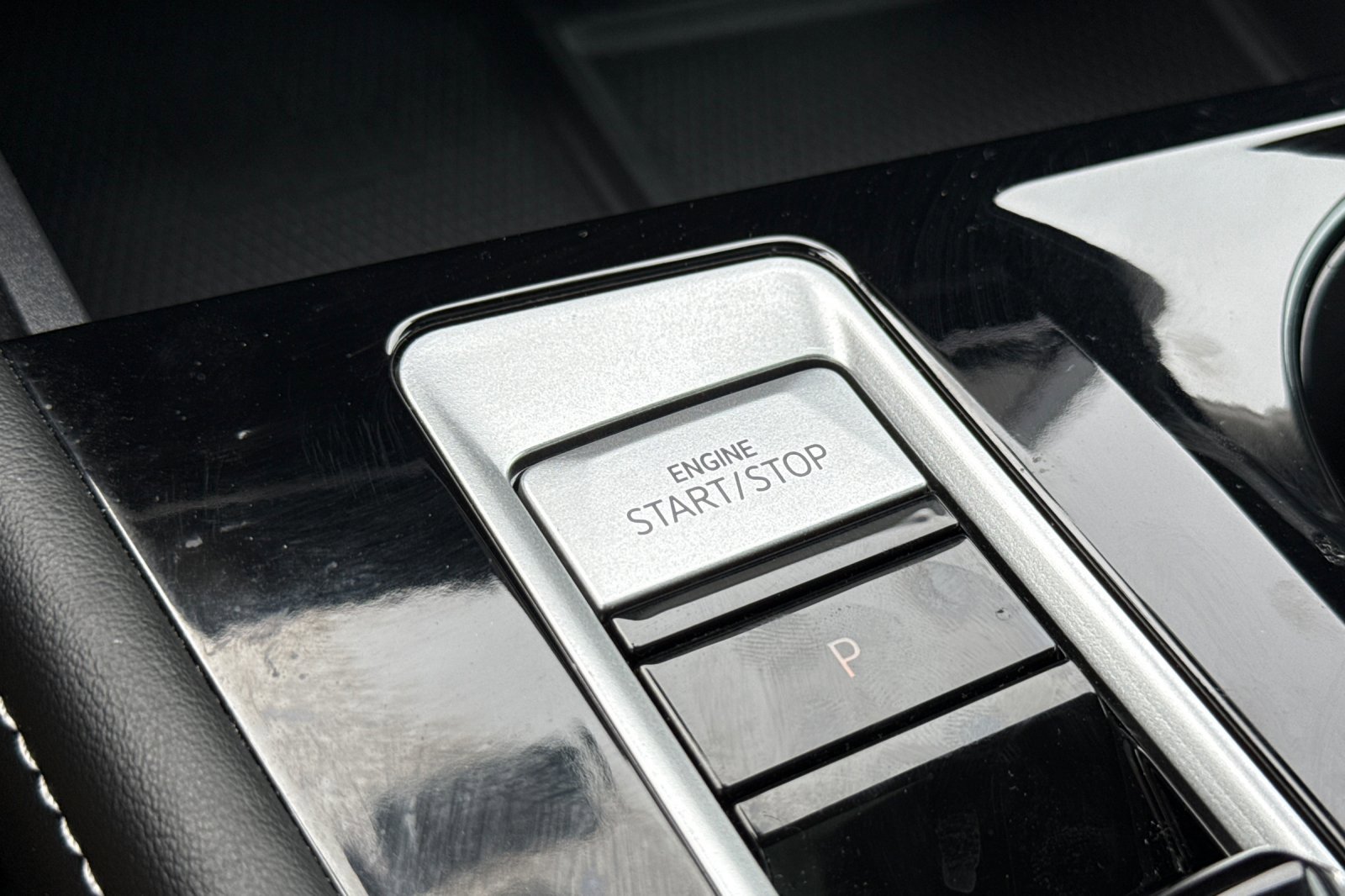 Certified 2024 Volkswagen Atlas SEL image 24