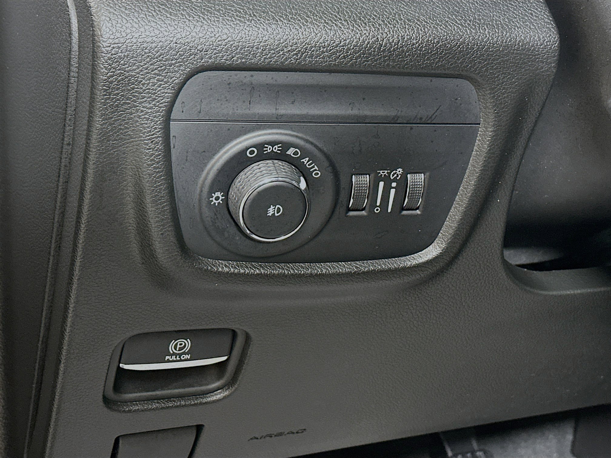 Used 2023 Jeep Grand Cherokee L Summit w/ Advanced Protech Group IV image 10