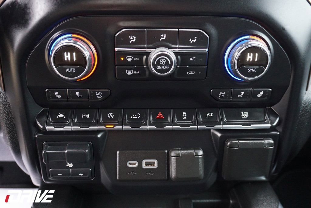 Used 2019 Chevrolet Silverado 1500 High Country image 30