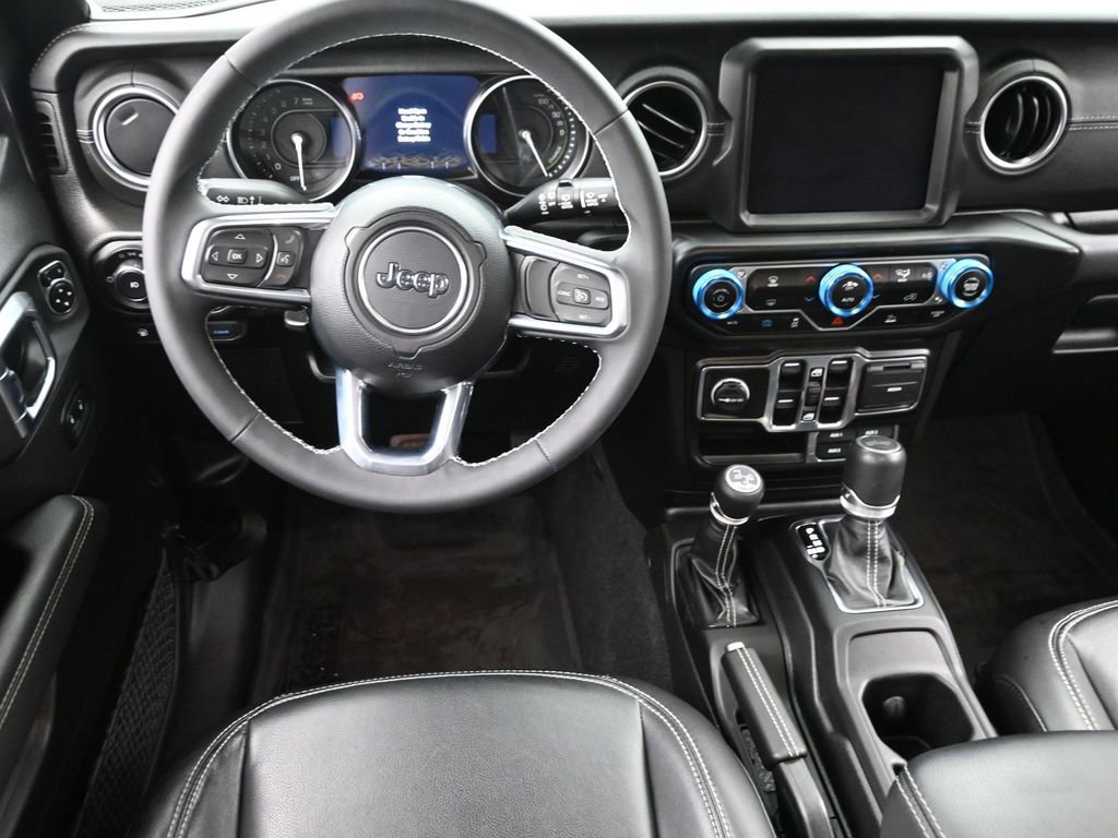 Used 2023 Jeep Wrangler Unlimited Sahara image 13