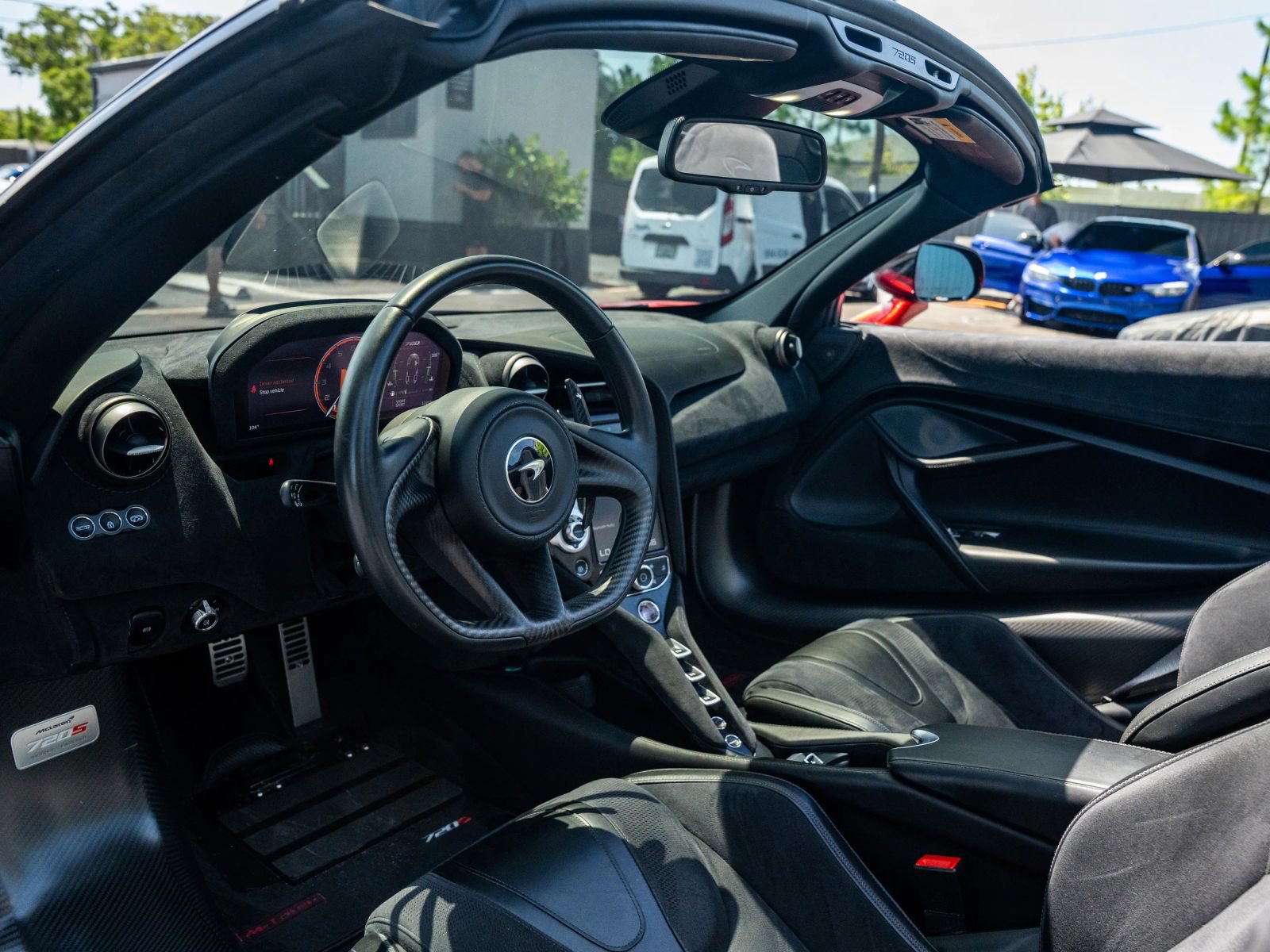 Used 2020 McLaren 720S Spider RWD image 17
