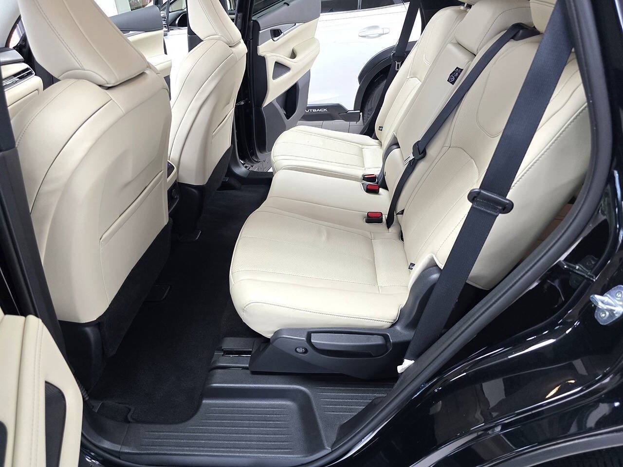 Used 2023 INFINITI QX60 Luxe w/ Cargo Package AWD/4WD image 19