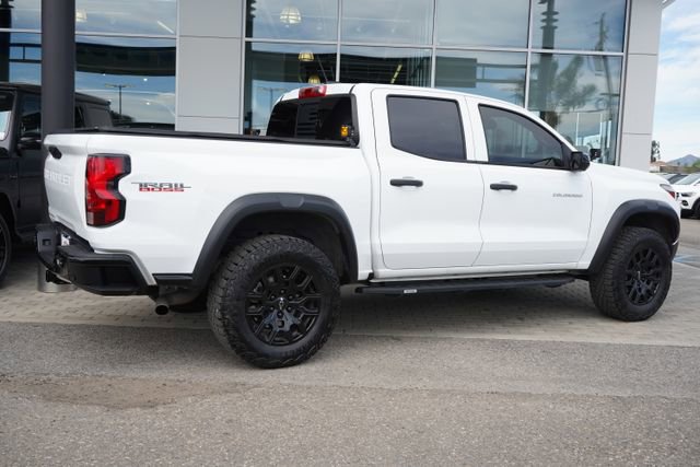 Used 2024 Chevrolet Colorado Trail Boss w/ Technology Package image 9