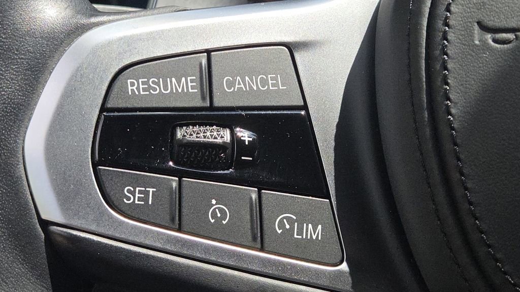 Used 2023 BMW 430i xDrive Convertible w/ M Sport Package AWD/4WD image 11