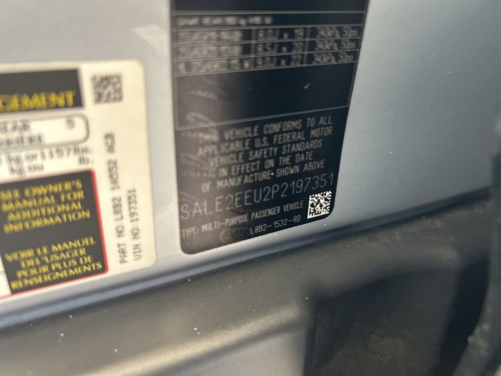 Used 2023 Land Rover Defender 110 X-Dynamic SE image 60