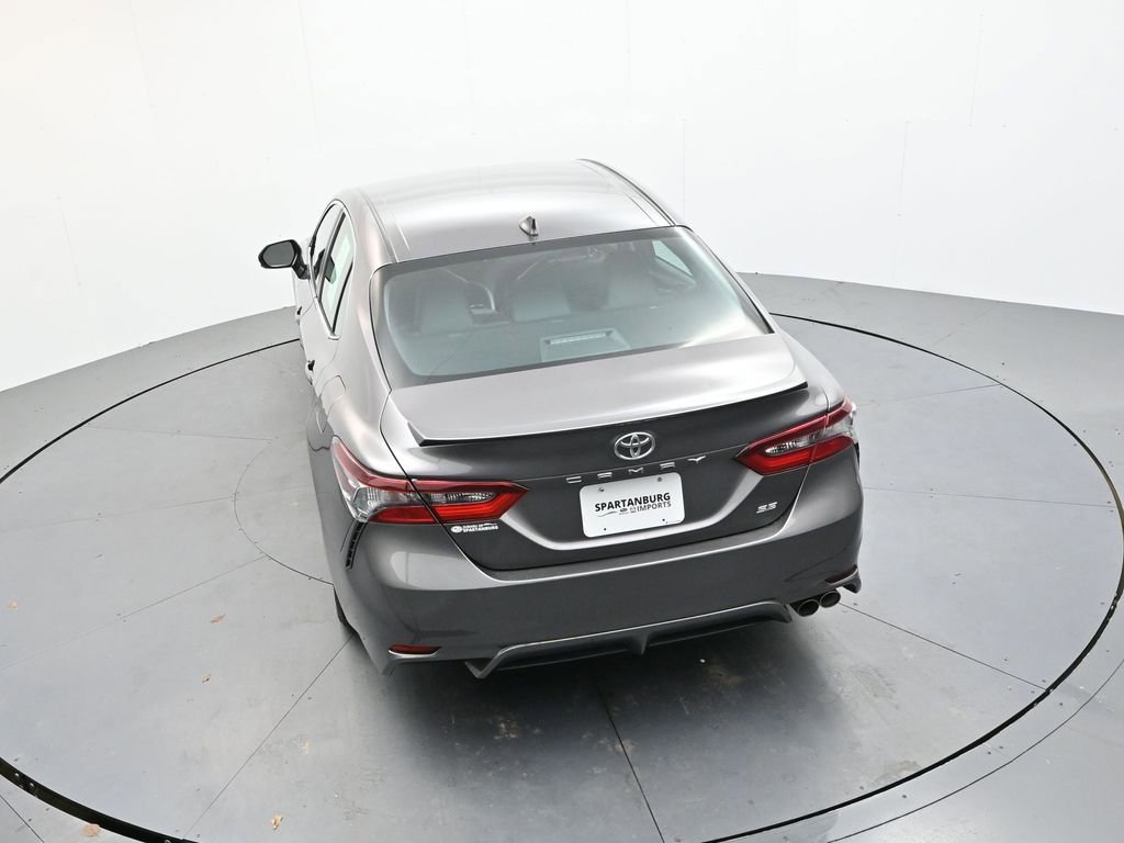 Used 2024 Toyota Camry SE image 26