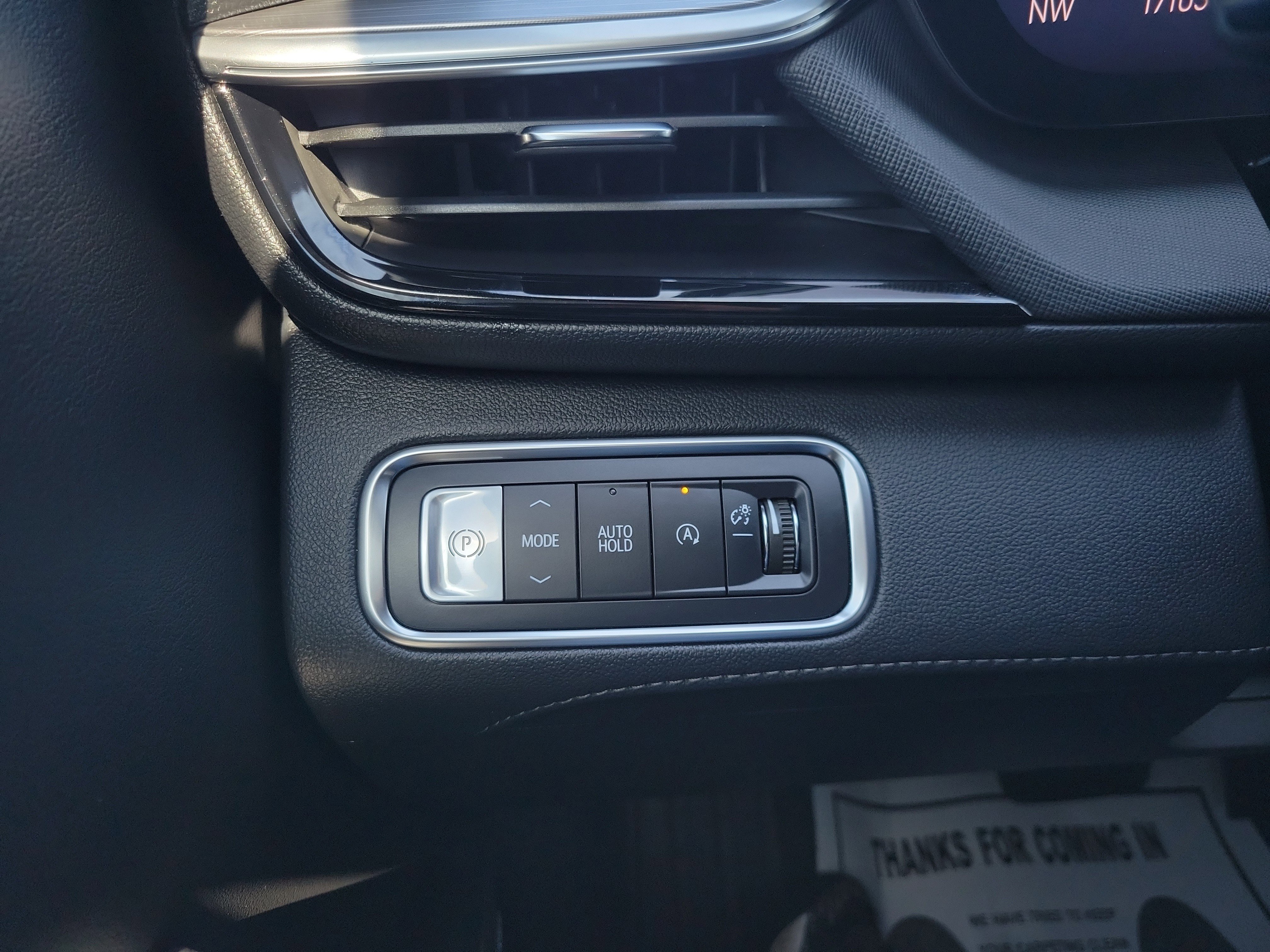 Used 2025 Buick Enclave Preferred image 30