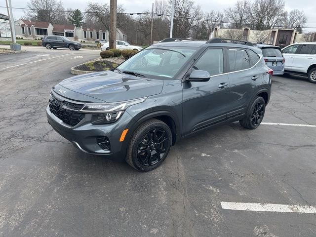 Used 2024 Kia Seltos X-Line image 1