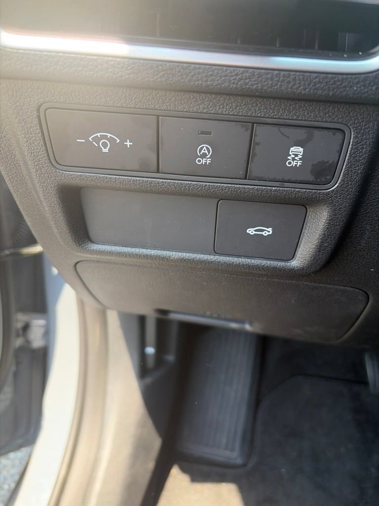 Used 2026 Hyundai Sonata SE FWD image 12