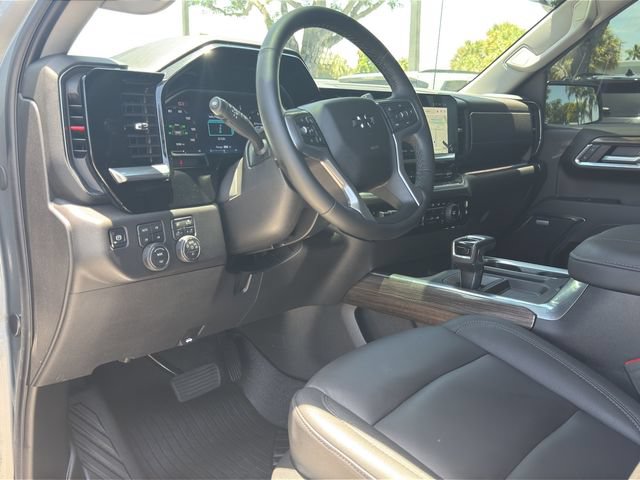 Used 2026 Chevrolet Silverado 1500 LT Trail Boss w/ LT Trail Boss Premium Package AWD/4WD image 13