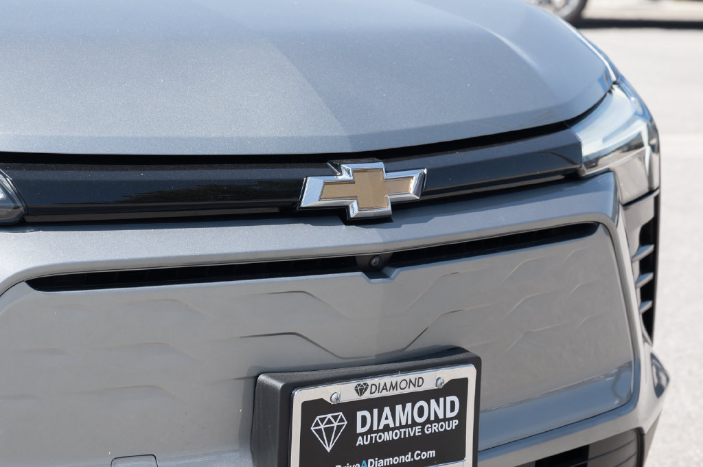 Used 2024 Chevrolet Blazer EV LT AWD/4WD image 10