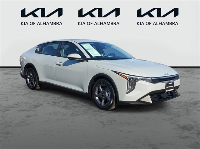 Certified 2025 Kia K4 LXS