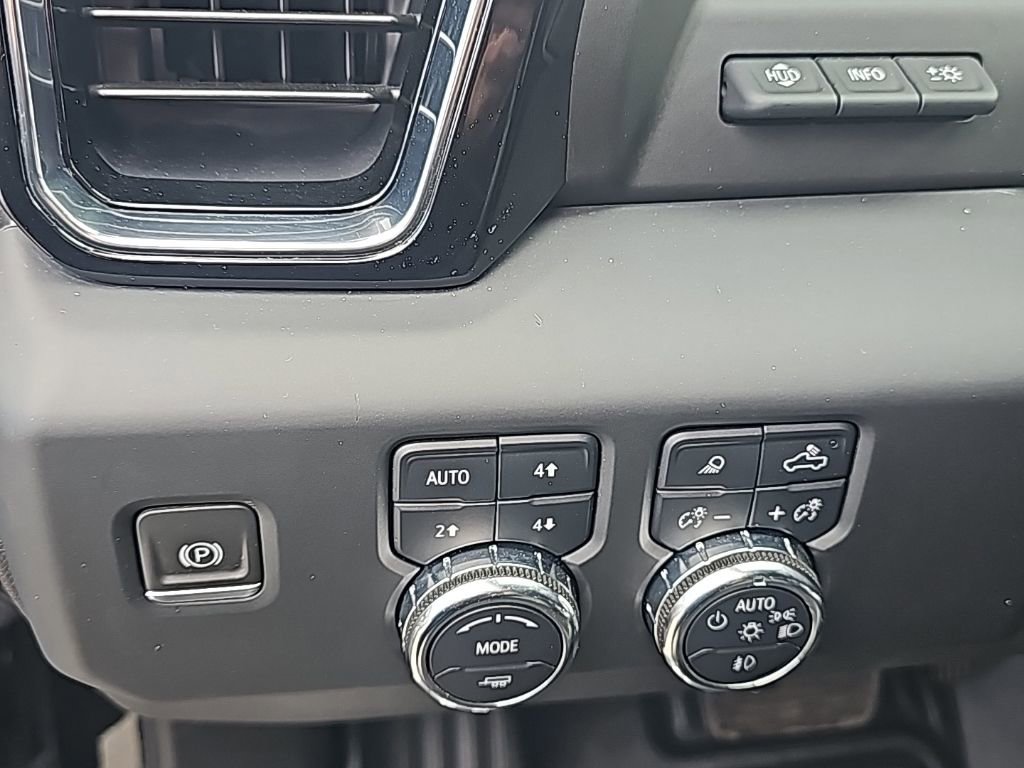 Used 2023 GMC Sierra 1500 Denali w/ Denali Reserve Package image 18