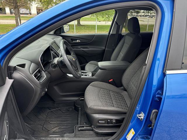 Used 2024 Chevrolet Equinox LT w/ LPO, Floor Liner Package FWD image 13