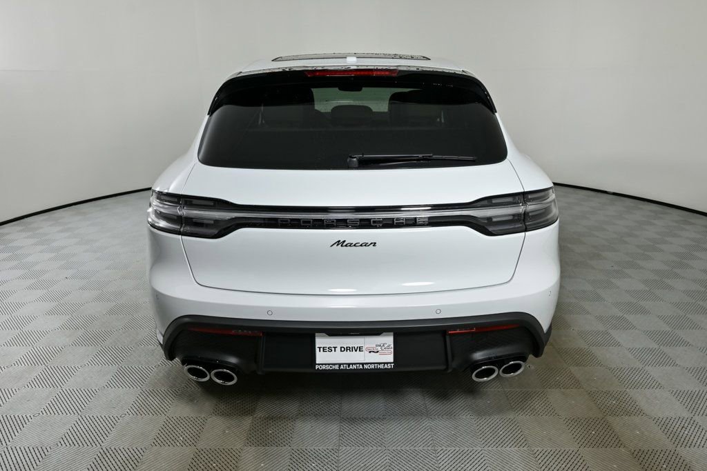 Certified 2025 Porsche Macan image 29