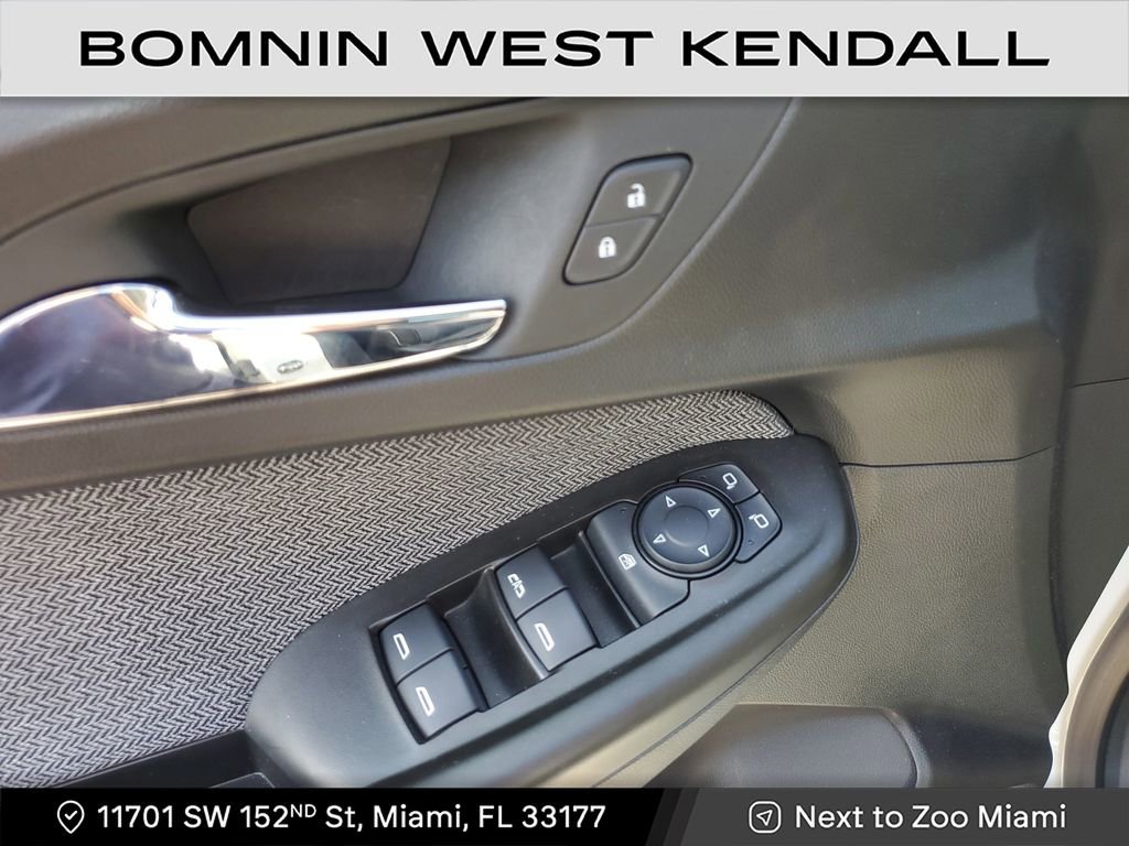 Used 2023 Chevrolet TrailBlazer LT w/ Convenience Package image 23