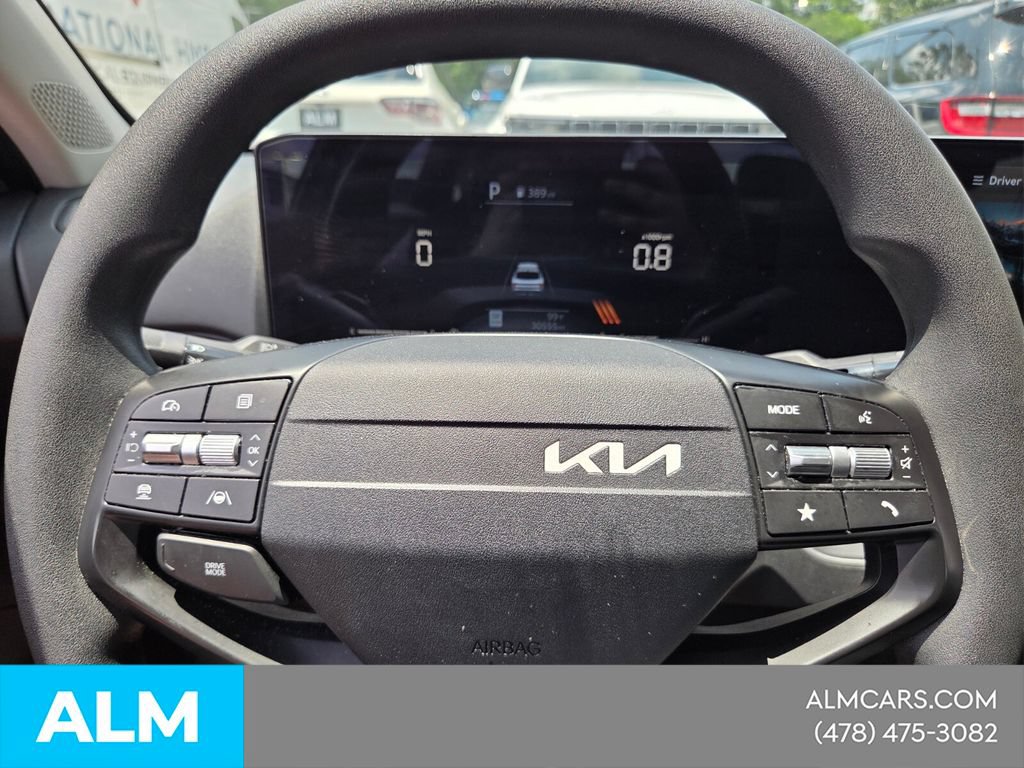 Used 2025 Kia K4 FWD image 21