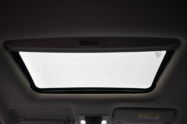 Used 2025 Honda HR-V EX-L image 12