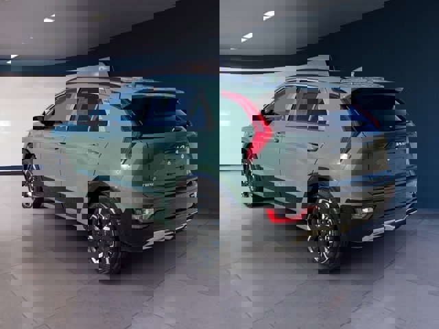 Certified 2025 Kia Niro Wind w/ Wind Preserve Package image 3