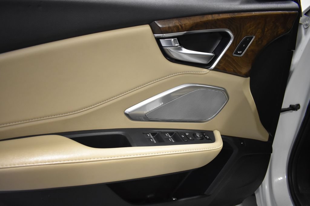 Used 2019 Acura RDX w/ Advance Package FWD image 15